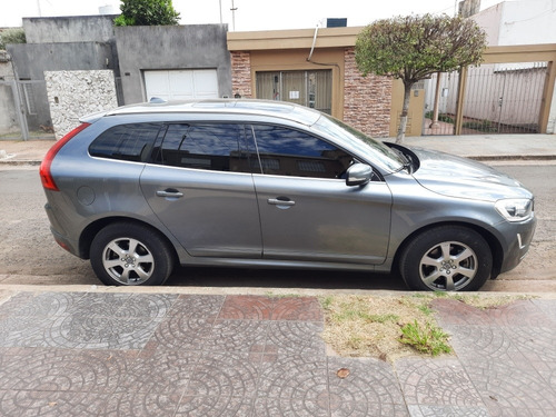 Imagen 5 de 15 de Volvo Xc60 2.5 T5 Inscription