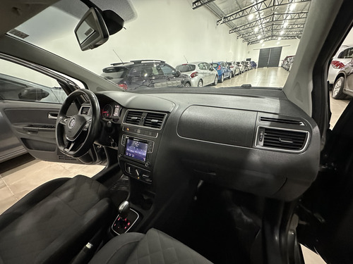 Volkswagen Suran 1.6 Imotion Highline 110cv