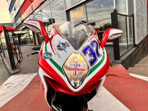 Imagen 19 de 25 de Mv Agusta F3 Rc 675 No Yamaha R6 No Daytona No Cbr 600