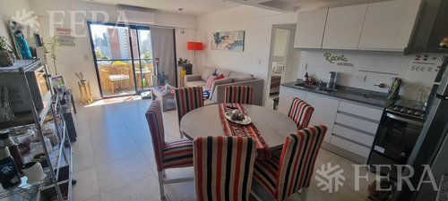 Venta Departamento De 4 Ambientes Con Cochera Y Balcón En Avellaneda