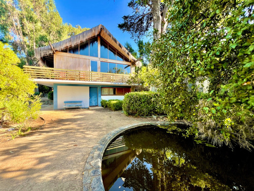 Interesante Casa En Venta En Zapallar Con Mucho Potencial