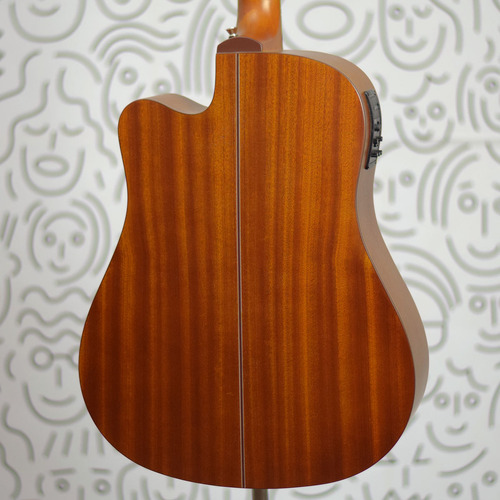 Violão Strinberg Sd200 Folk Cordas De Aço Eletroacústico Série Black Honey Burst Satin Fosco Equalizador E Afinador Embutidos