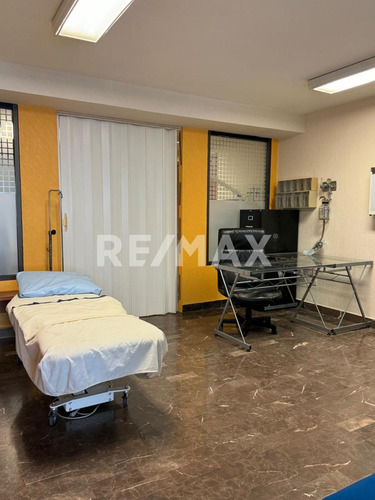 Clinica/hospital En Renta En Av. Lomas Verdes