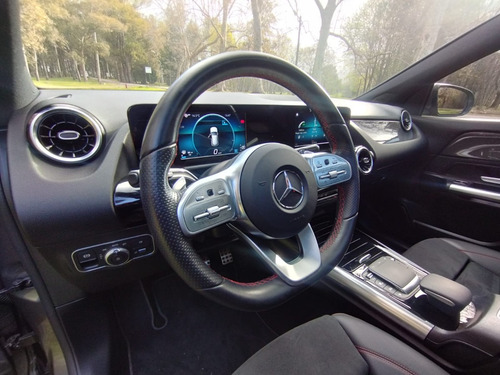Imagen 18 de 23 de Mercedes Benz Gla 250 Amg