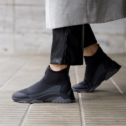 Zapatilla Atypical Monaco Total Black