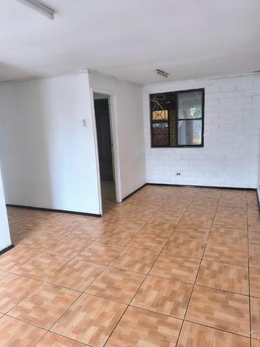 Casa Bismuto Metro Zapadores 3d 1b 2e Patio.