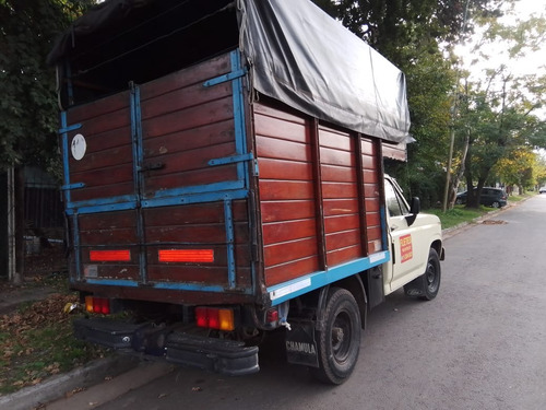 Ford F-100 3.6 Std