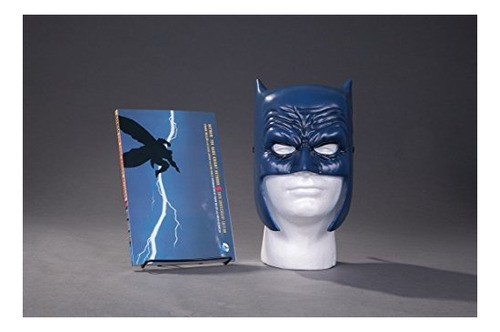 Batman El Caballero Oscuro Devuelve Libro Y Conjunto De Masc