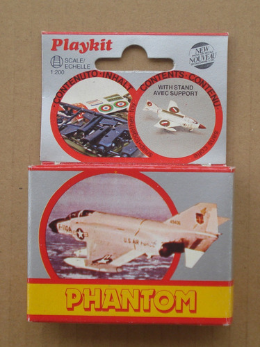 Playkit Phantom Avion 1:200 - Maqueta Plastica