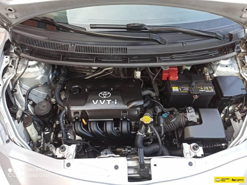 Toyota Yaris Belta Automático