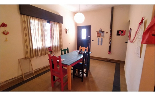 Se Vende Propiedad En Almafuerte, Bº Parque, Calle Chile