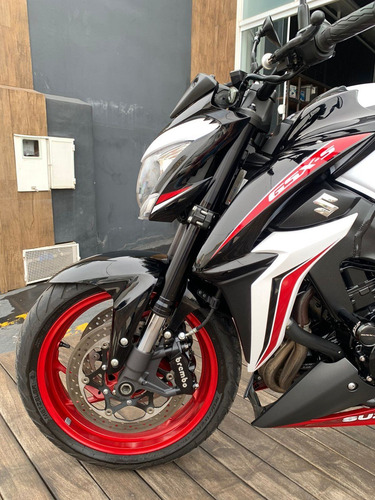 Imagem 6 de 10 de Suzuki Gsx S1000 Abs 2019