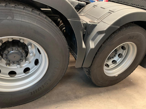 Caminhão Volvo Fh 540 6x4 Ano 2018 Vermelho Novo