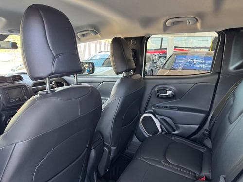 Jeep Renegade 1.8 16V FLEX LONGITUDE 4P AUTOMÁTICO