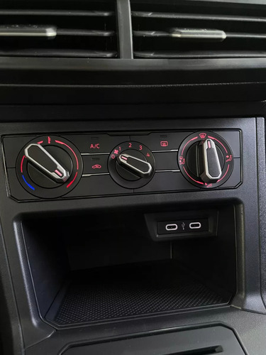 Volkswagen Polo 1.6 Msi Track