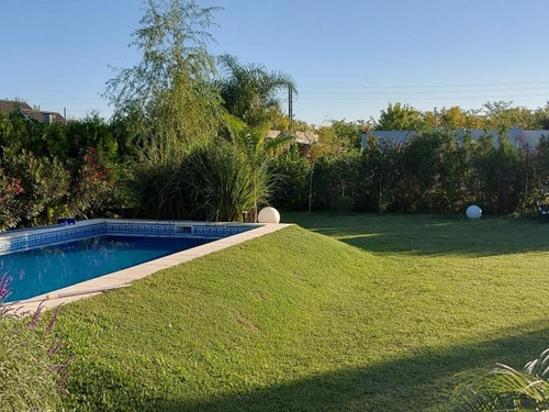 Casa Chalet En Venta En Alamo Alto, Escobar, G.b.a. Zona Norte