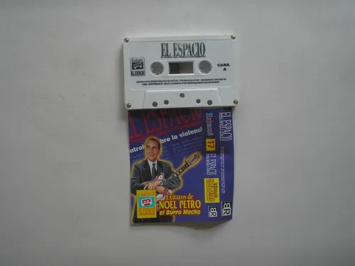 Noel Petro Exitazos El Espacio Casete Edicion Colombia 1999 (Usado)