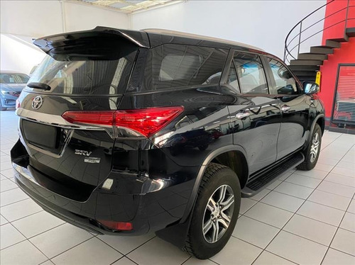 Imagem 6 de 11 de Toyota Hilux Sw4 Hilux Sw4 Srv 4x2 2.7 Flex Aut 7 Lugares