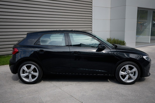 Imagen 3 de 15 de Audi A1 Sportback 35 Tfsi Ego