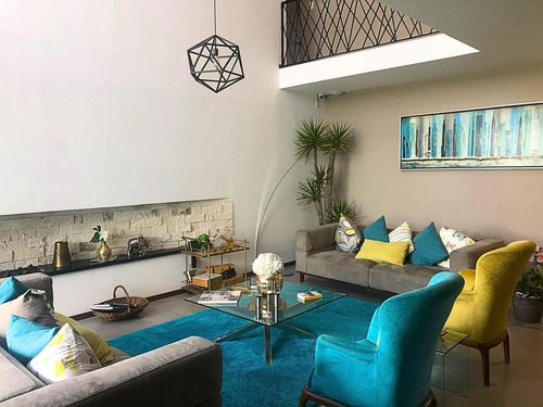 Equipada Casa En Venta- Zibatá