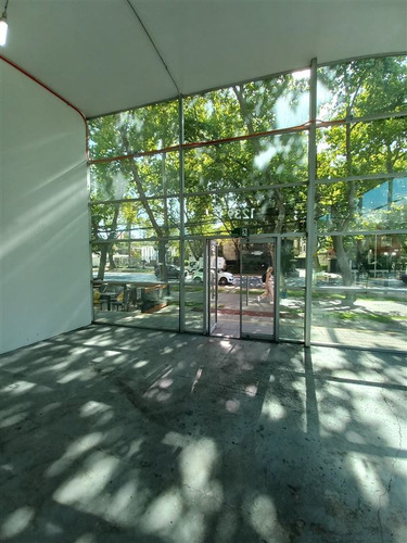 Local Comercial En Arriendo En Providencia