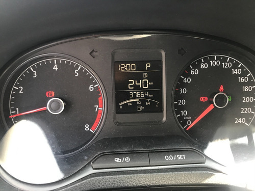 Imagen 14 de 14 de Volkswagen Vento 1.6 Startline At 2019