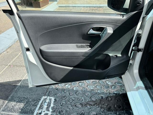 Volkswagen Vento 1.6 Starline At