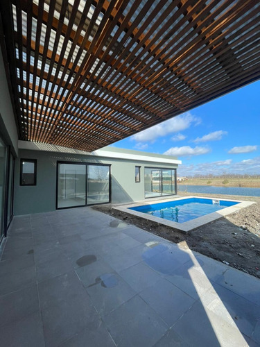 Casa En Venta Barrio San Sebastián - Barrio Privado Zona Norte - Entrega Inmediata - Dueño Directo Sin Comisión.