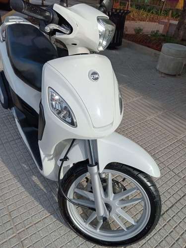 Scooter Sym Symphony 125cc 2021 Con Alarma. Excelente Estado