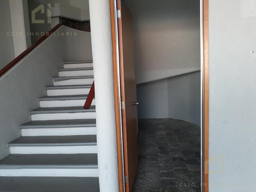 Oficina En Renta Sobre El Boulevard Adolfo Ruiz Cortines, Cerca De Plaza Mocambo, Se Encuentra En El Segundo Piso