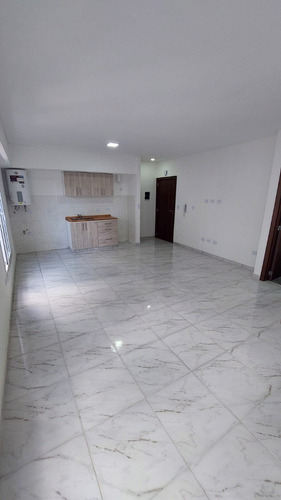 Venta De Departamento 1 Ambiente Divisible