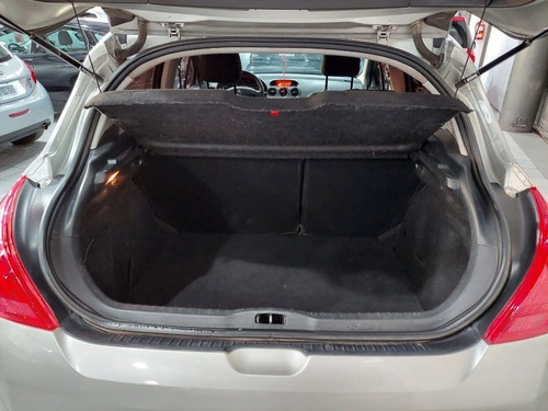 Imagen 3 de 12 de Peugeot 308 2014 1.6 Active Hdi 115cv