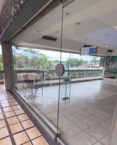 Local Comercial En Venta, Cc Maracay Plaza, Maracay.