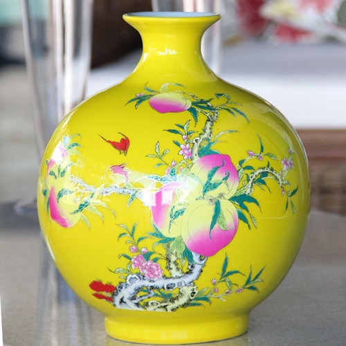Imagem 1 de 7 de Vaso Chinês Floral Com Escritas Amarelo Gargalo Curto Bu198