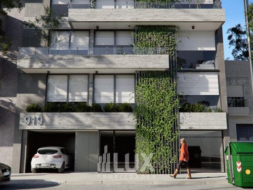 Imagen 10 de 30 de Venta De Cocheras En Planta Baja - Centro