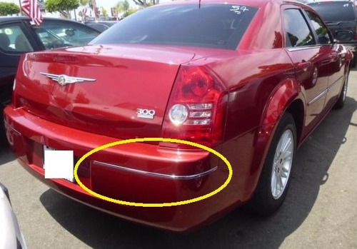Moldura Der Facia Defensa Tras Chrysler 300 2005 - 2010