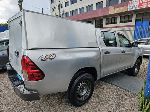 Toyota Hilux 2.8 Std 4x4 Cd