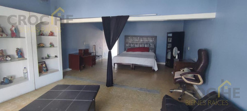 Casa En Venta En Tlapacoyan Ver, Zona Centro, Av. Principal,comercial.