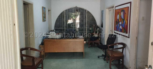 Casa En Venta En San Bernardino Caracas A Pie Del Avila Casas Para Remodelar Angela Tochon