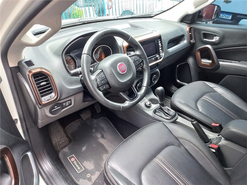 Imagem 8 de 8 de Fiat Toro 2.0 16v Turbo Diesel Volcano 4wd At9