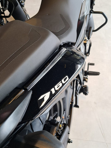 #002 - Bajaj Dominar 160cc - 0km - Yamaha Factor 150cc