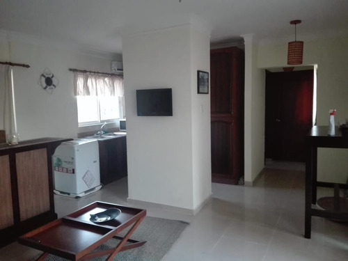 Apartamento En Un Exclusivo Residencial , 2 Minutos De La Pl