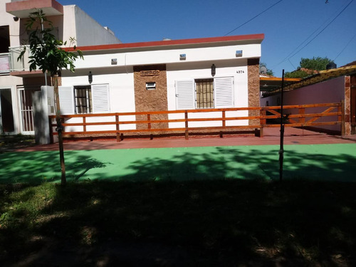 Departamento En Venta - 2 Dormitorios 1 Baño - Amoblado - 50mts2 - Costa Azul