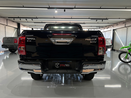 Toyota Hilux 2.7 Srv Cab. Dupla 4x4 Flex Aut. 4p