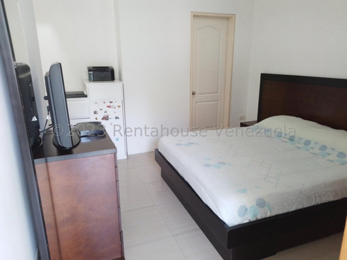 Imagen 12 de 23 de Apartamento Remodelado En Venta En San Bernardino Caracas