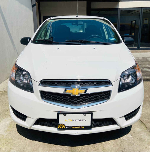 Imagen 2 de 10 de Chevrolet Aveo 2017 4p Ls L4/1.6 Man Linea Anterior