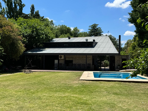 Venta Casa Quinta Ezeiza Barrio El Trebol