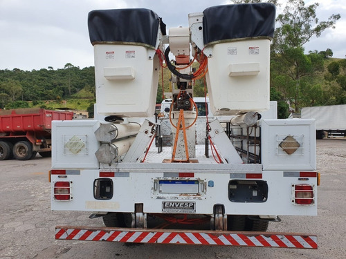 Volkswagem 13-190 4x2 Cesto Aéreo Isolado Duplo Ano 2015