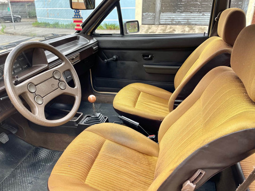 Imagem 8 de 11 de Volkswagen Gol Ls 1.6 Alcool - 1986