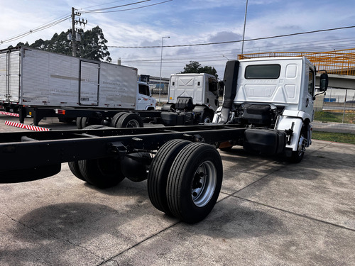 Vw Constellation 15-180 4x2 Toco Ano:2011